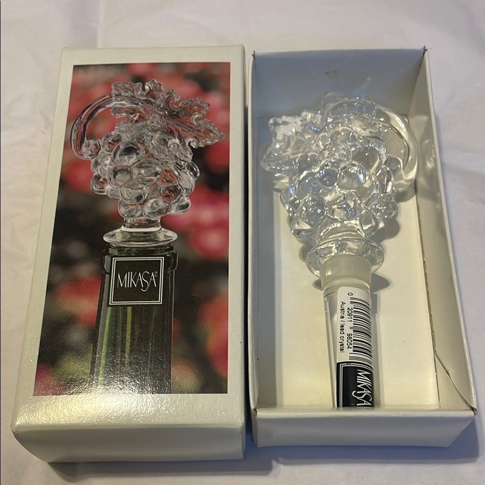Mikasa Crystal Wine Bottle Stopper Grape Vine Fruit Collection Austria NEW w/Box